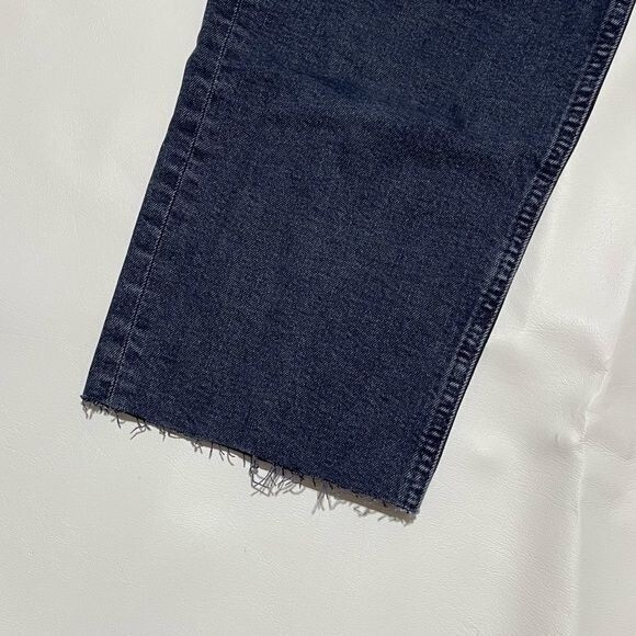 Express Mom Jean Size 8 Black Washed Stretch Cropped Raw Hem Denim - Picture 13 of 14
